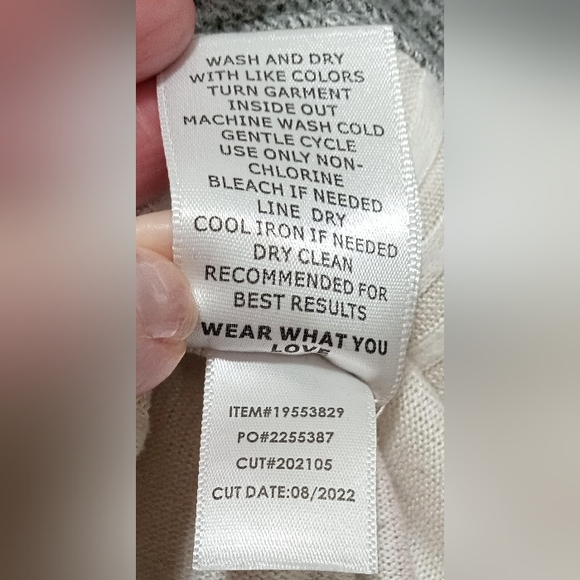 TORRID 0X GREY & PURPLE HOODED HALF ZIP SWEATER - Picture 3 of 5